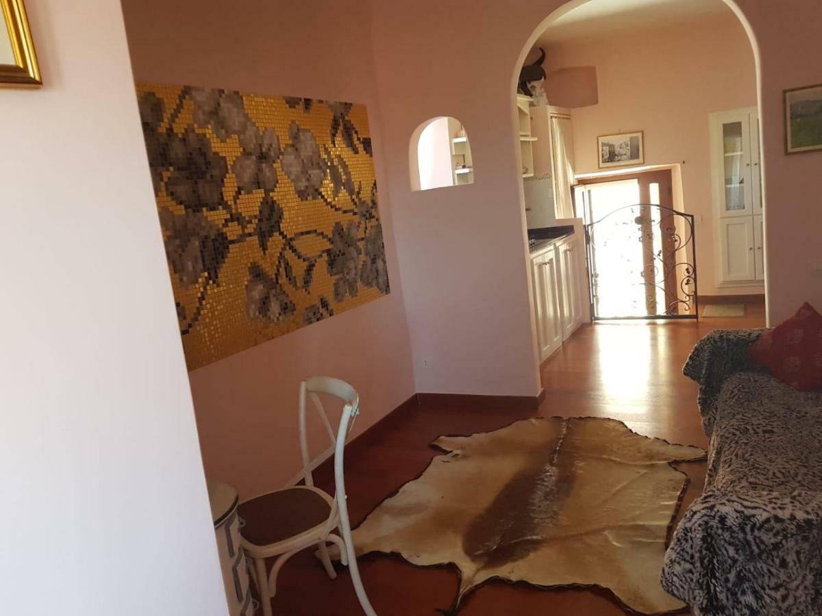 Appartamento Indipendente Vista Unica มันชาโน ภายนอก รูปภาพ